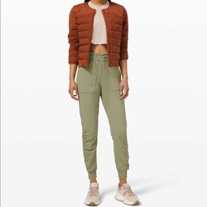 Lulu Lemon Beyond the Studio Jogger